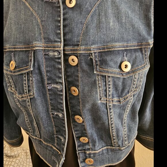 Torrid Crop Denim Jacket - Picture 2 of 7